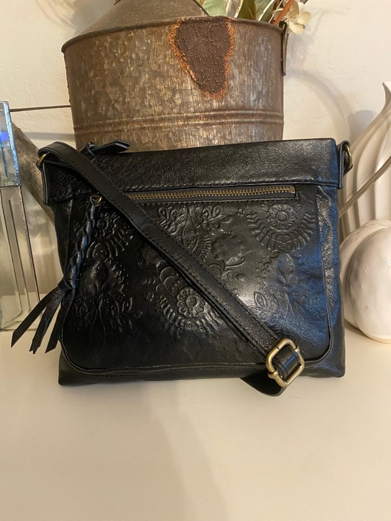 The Sak Handbags - The Sak Sanibel Black Leather Floral Embossed Mini Crossbody w/ Gold Hardware